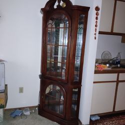 Mohagony Corner Cabinet 