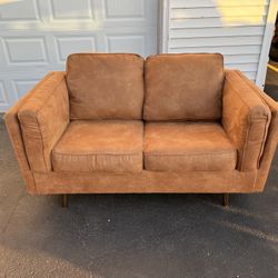 Two Beautiful Modern Couches