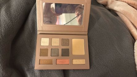 BRAND NEW Eyeshadow Palettes
