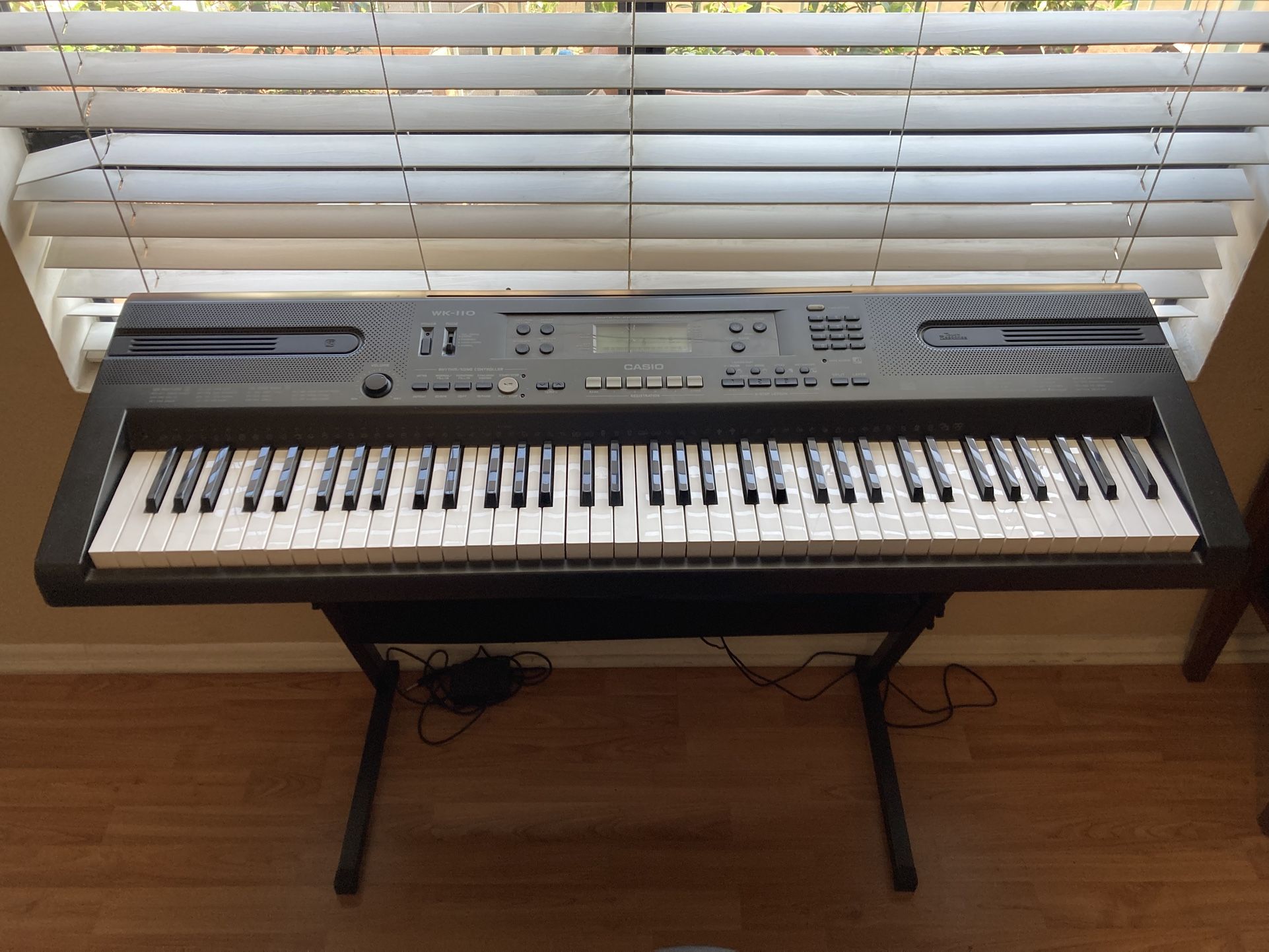 Casio Wk110 Full-feature Electronic Piano Keyboard Synthesizer