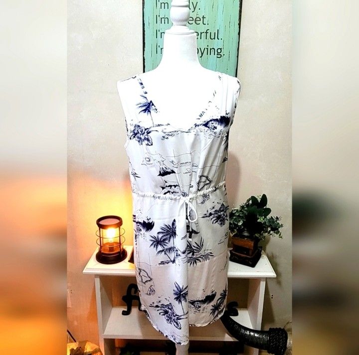 NEW White and Blue Tropical Print Hawaiian Dress