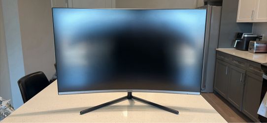 Samsung 32” Monitor