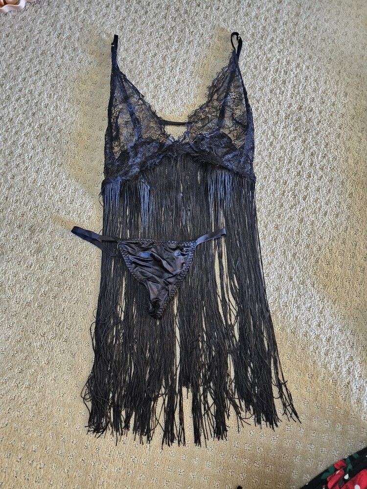 Victoria Secret Fringe Slip with Thong Small