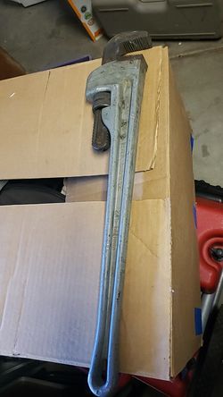 Ridgid 24 inch aluminum pipe wrench