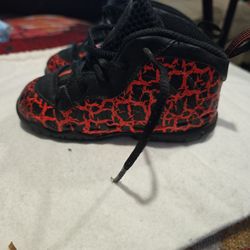 7c toddler Nike lil foamposties one