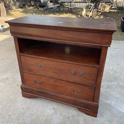 Brown Wood Dresser With Drawers