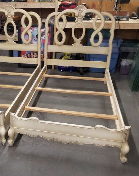 French Provincial Style Twin Size Wood Bed Frame (2 of 2)