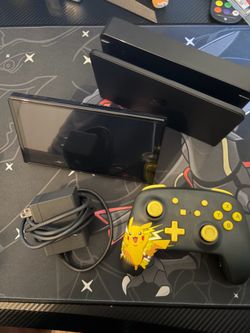 For trade/ for sale Nintendo switch oled