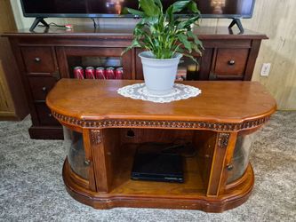 Beautiful solid wood TV Cabinet/Stand with curved glass doors and shelves