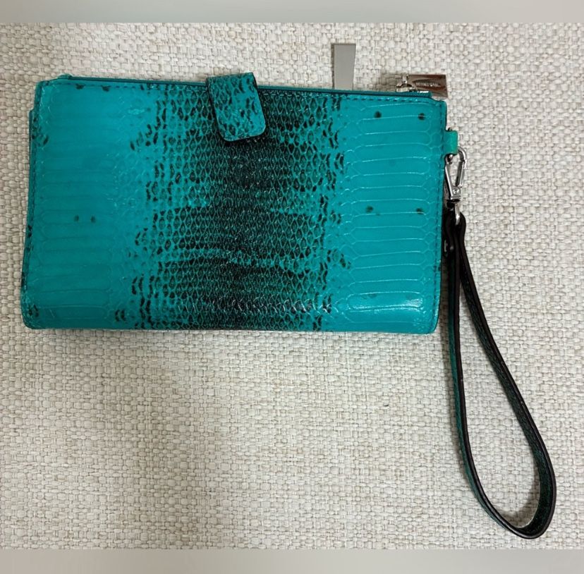 Michael Kors Teal Snakeskin Embossed Smartphone Wallet