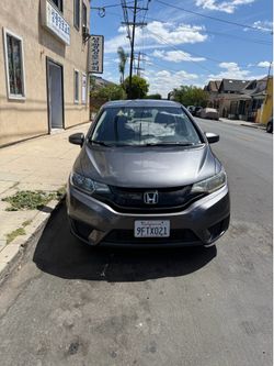 2016 Honda Fit LX – Gas Saver