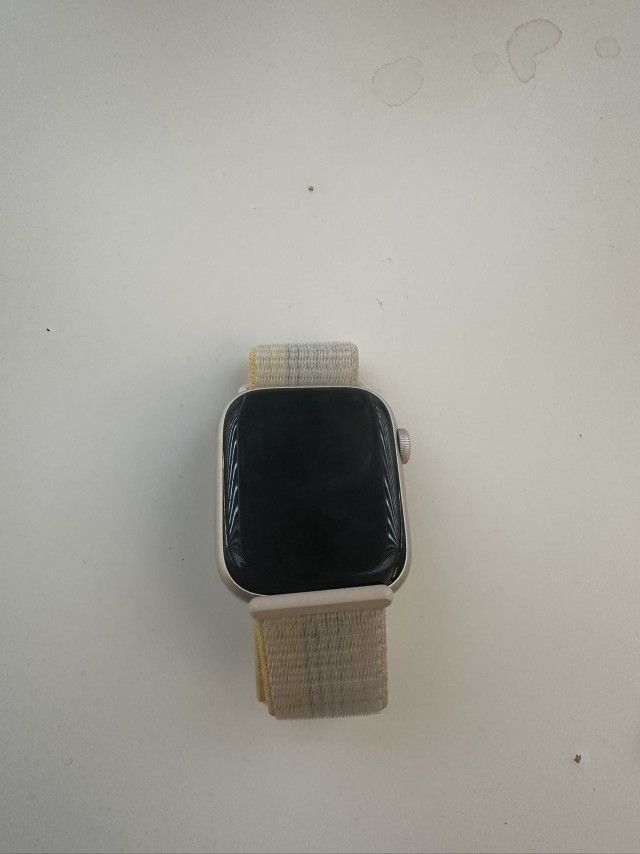 Apple Watch s8