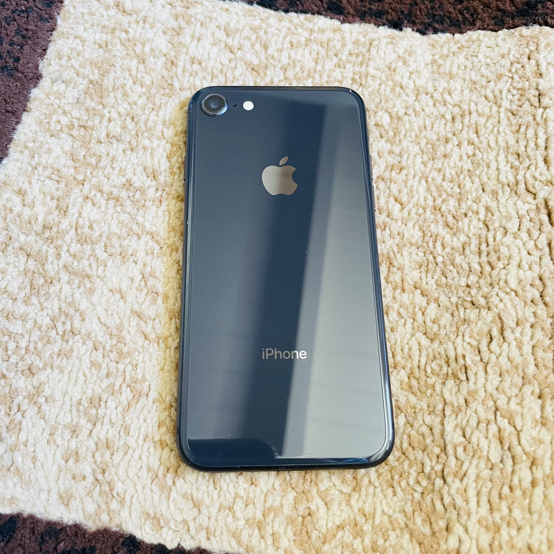 Unlocked Space Gray Apple iPhone 8 64GB for Sale in Lodi, CA