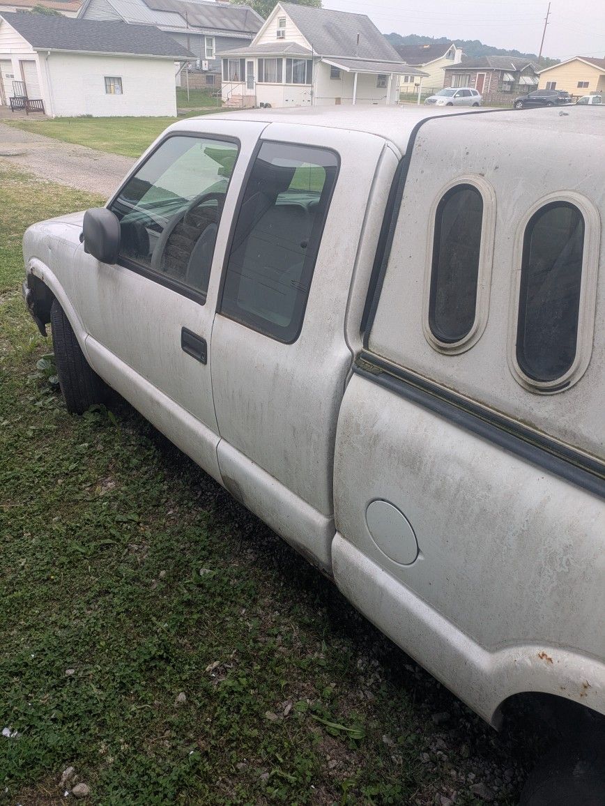 2003 Chevrolet S-10