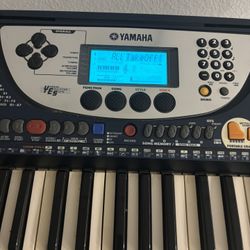 Yamaha Key Board PSR 270
