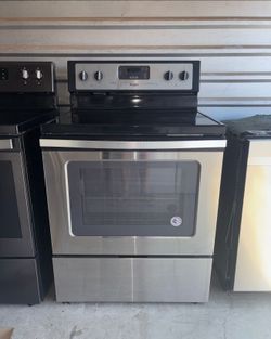 Whirlpool Stainless Steel Electric Flat Top Stove Oven Range