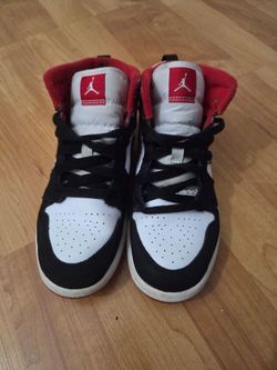 Nike Air Jordan "Bad Santa"