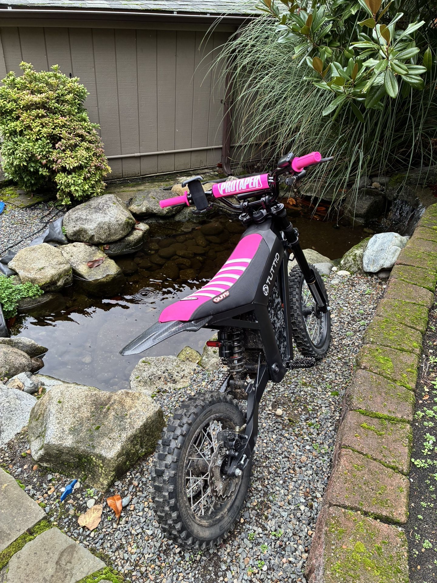 Tuttio Soleil 01 SE (Blacked-out Special Edition)