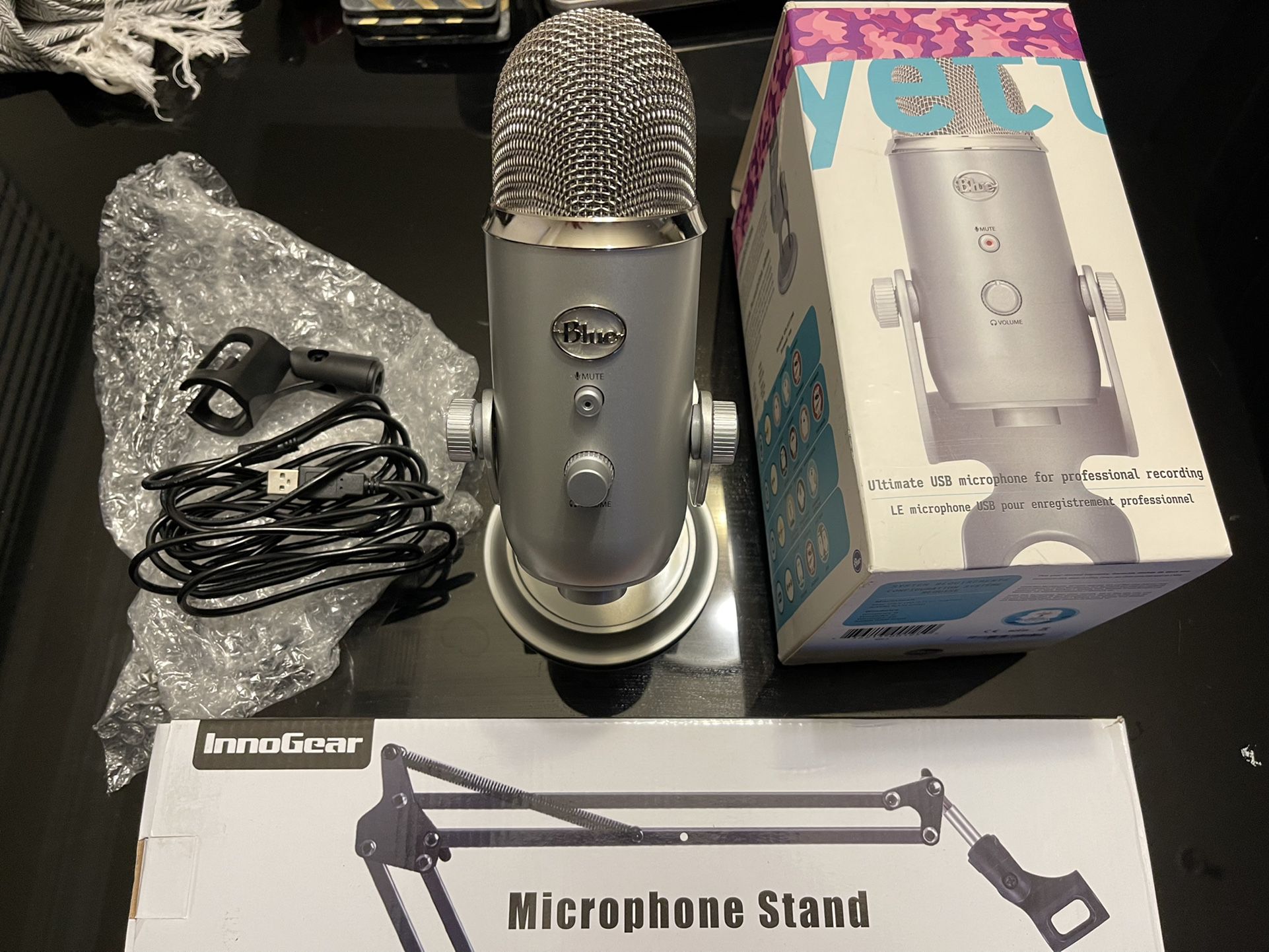 New Open Box Yeti Blue Microphone With New Stand
