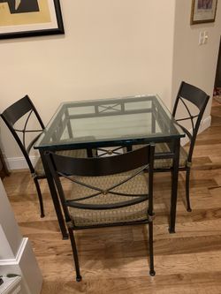 Great kitchen glass Table