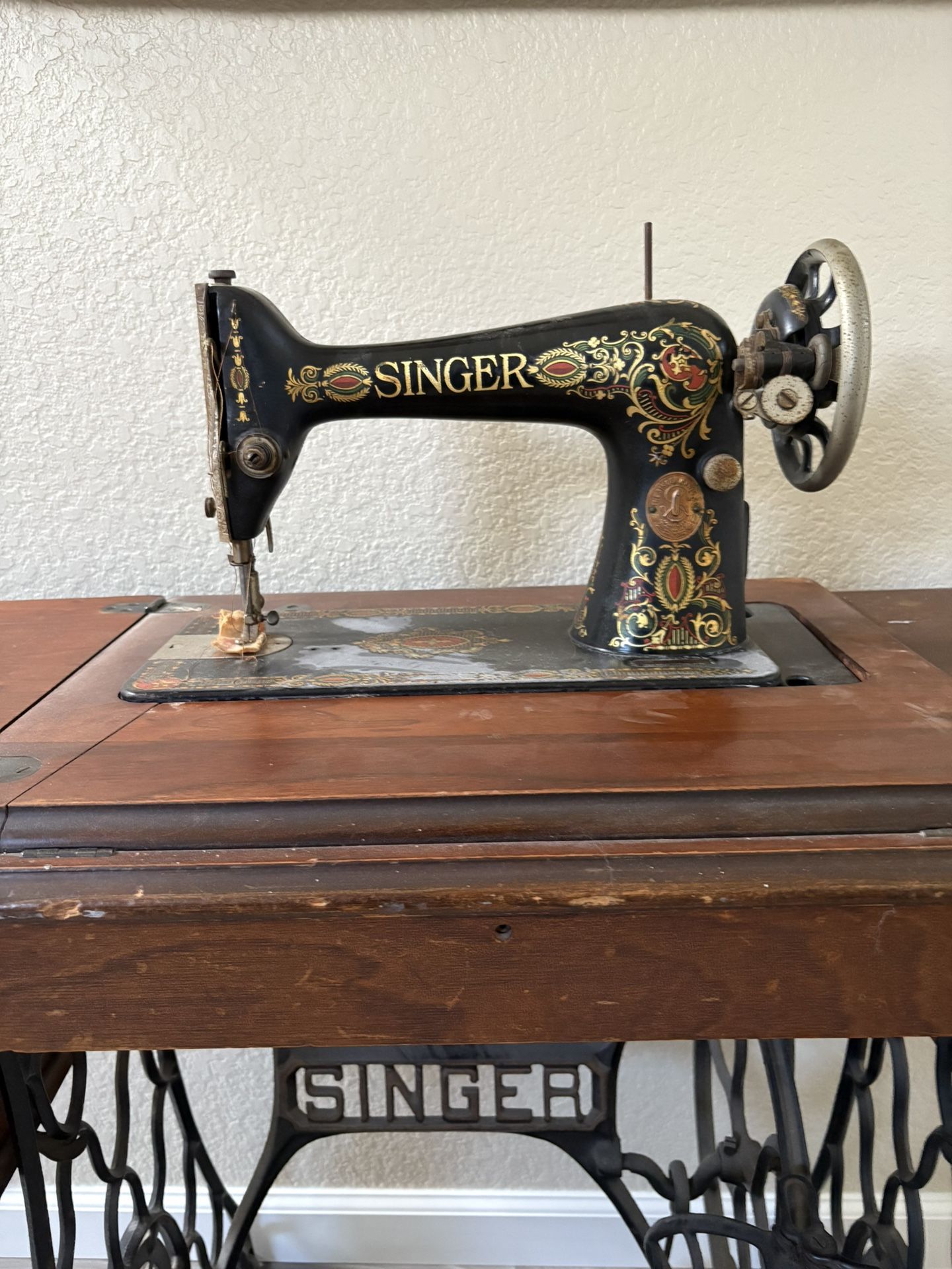 Singer Made Sewing Mqchine
