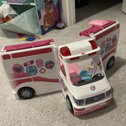Barbie ambulance