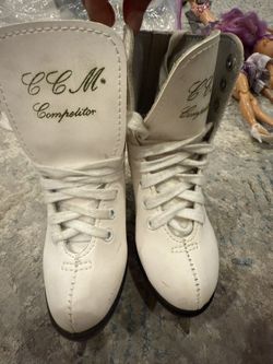 Ice-Skating Shoes (figure Skating)