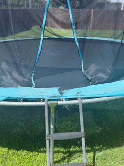 Free trampoline