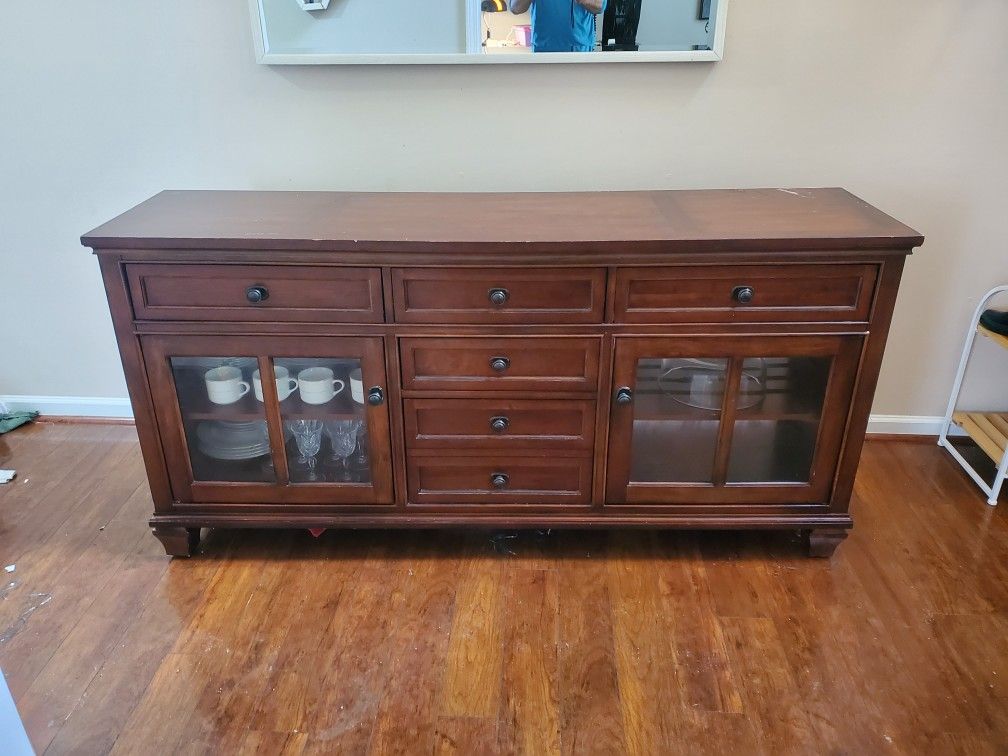 Solid Wood Credenza/Entertainment 