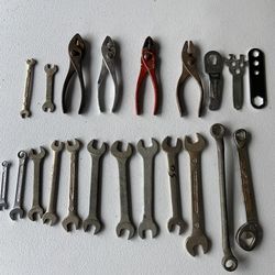 Wrenches & Pliers