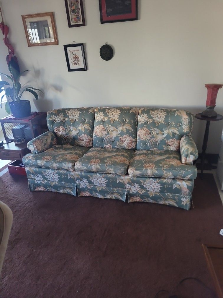 Gorgeous Green Floral Ethan Allen Couch