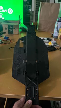 Traxxas Slash black chassis