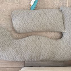 Pregnancy Pillow 