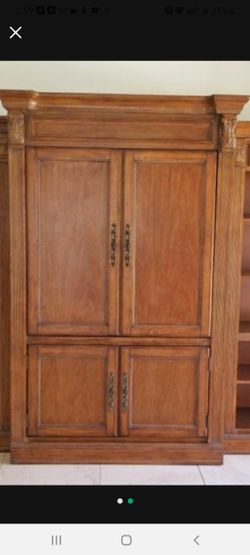 Solid Wood Ethan Allen TV/ Media Cabinet 