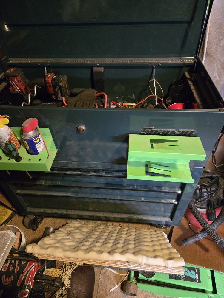 Snap On Rolling Chest