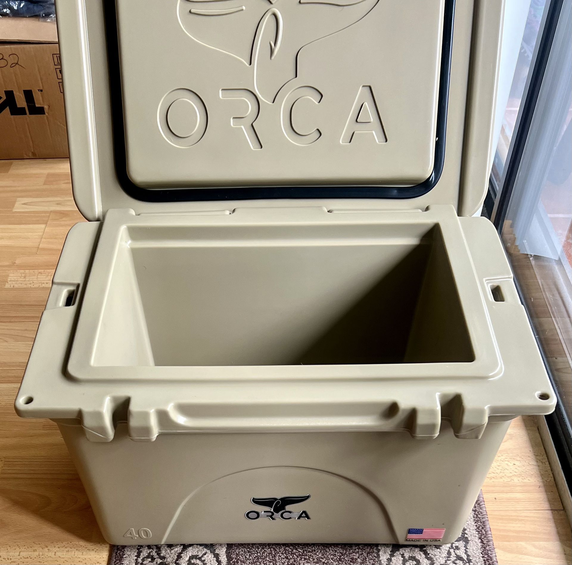 ORCA Cooler 40-Quart Insulated, TOP OF THE LINE, NEW! Beige, Check…Best Price!