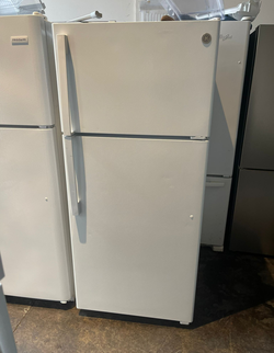 GE Top Mount Refrigerator White Energy Efficient