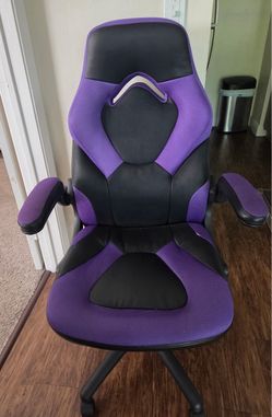 Brand new gaming chair