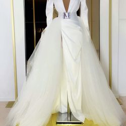 Wedding Dress For Sale Size 14 XL