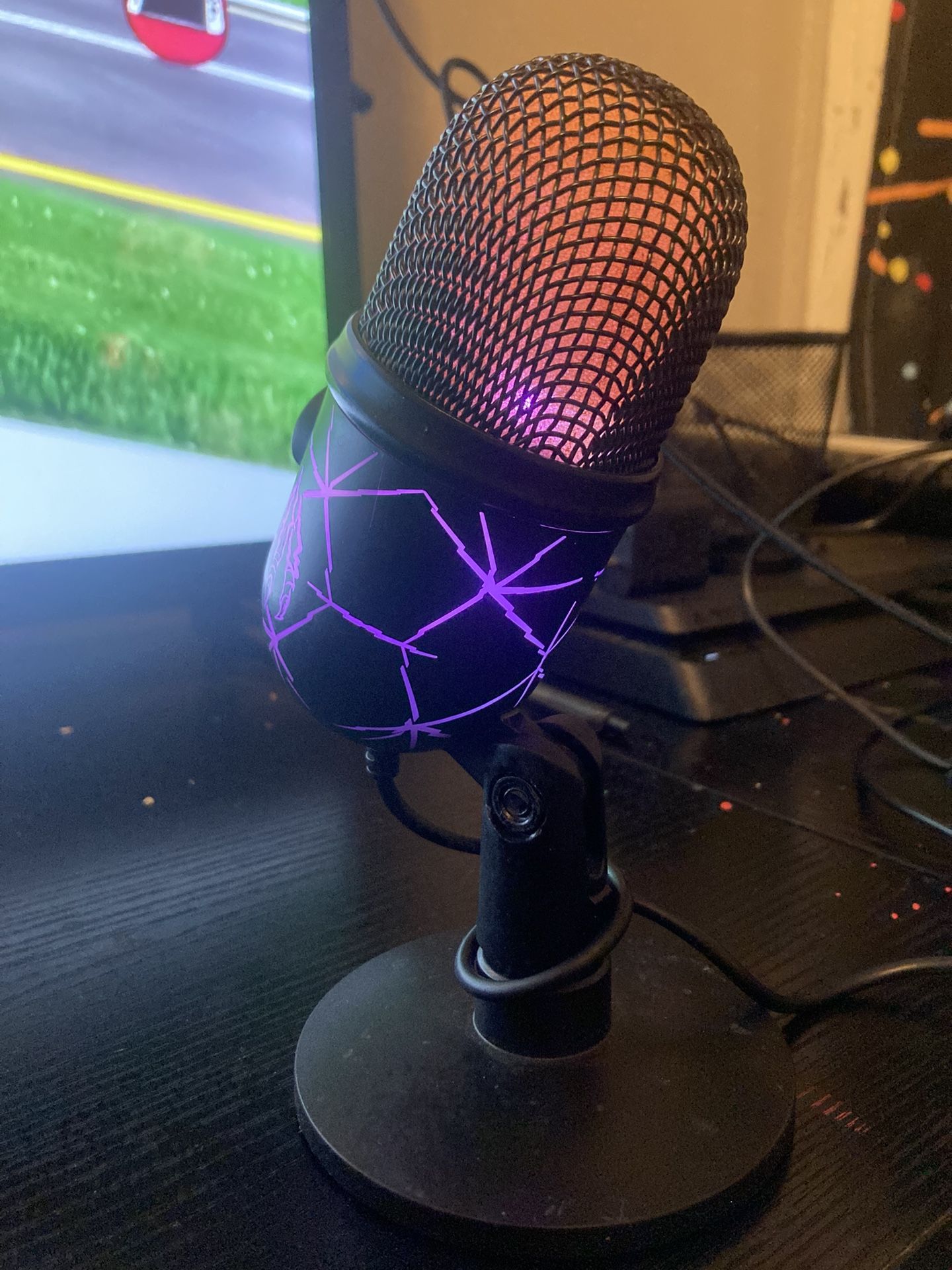 Microphone