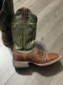 ARIAT Western Cowboy Boots size 7.5
