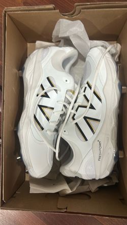 Fresh foam X 3000v7 baseball cleats size 9 1/2
