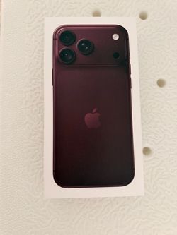 256GB FROM APPLE IPHONE 18 pro max unlocked “ firm price “