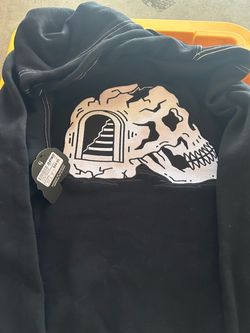 Lurking class sweater