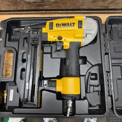 Dewalt 16 Gauge Brad Nailer(**missing a small spring in the triggering mechanism*) So Needs Minor Fix To Be Functional But Once Done It’s Brand New