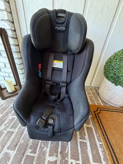 Nuna car seat