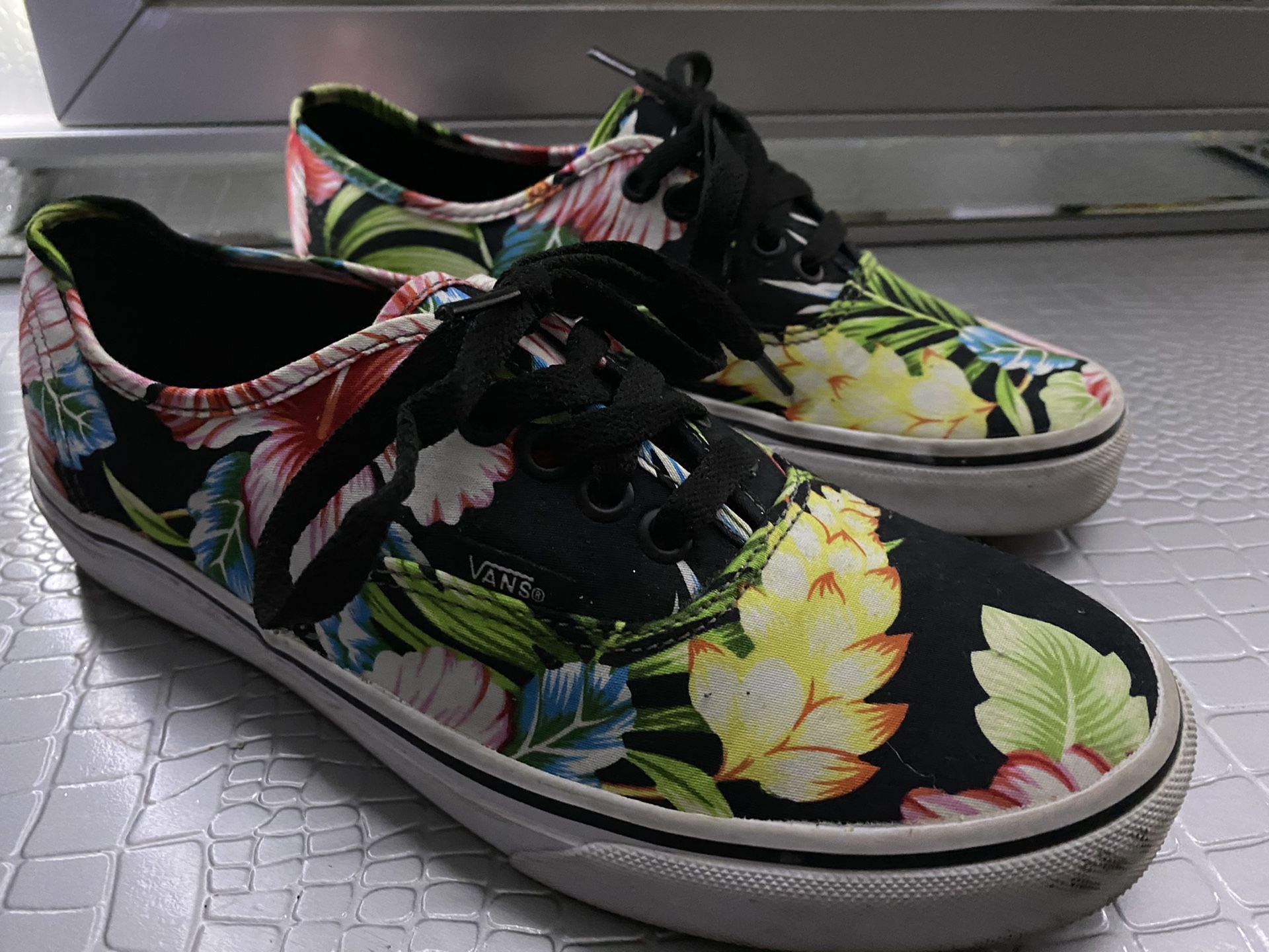 Vans $10