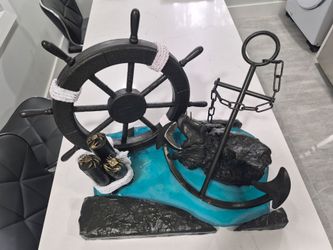 Marine sculpture