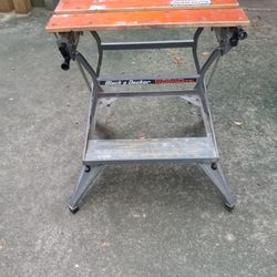 BLACK AND DECKER WORKMATE 