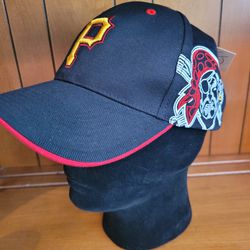 NEW W/ TAG Vintage Pittsburgh PIRATES MLB Genuine Merchandise Adjustable Hat Cap Baseball